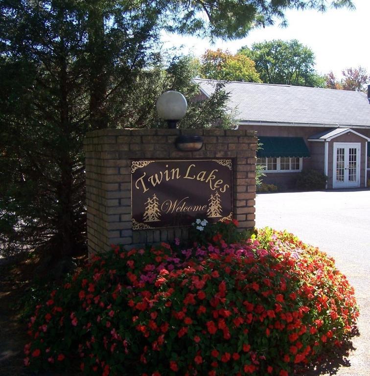 Twin Lakes - Hurley Villa Esterno foto